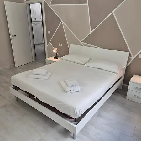 Apartmán Hc - Three Cozy Near Metro *