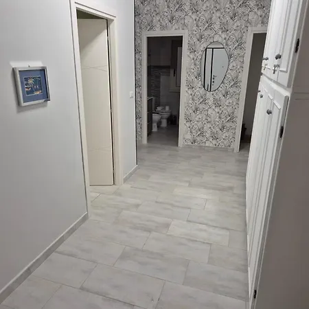 Apartmán Hc - Three Cozy Near Metro *