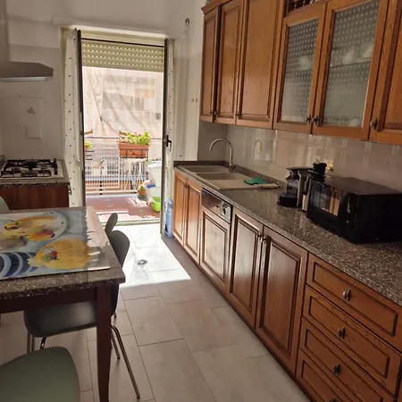 Apartmán Hc - Three Cozy Near Metro Řím